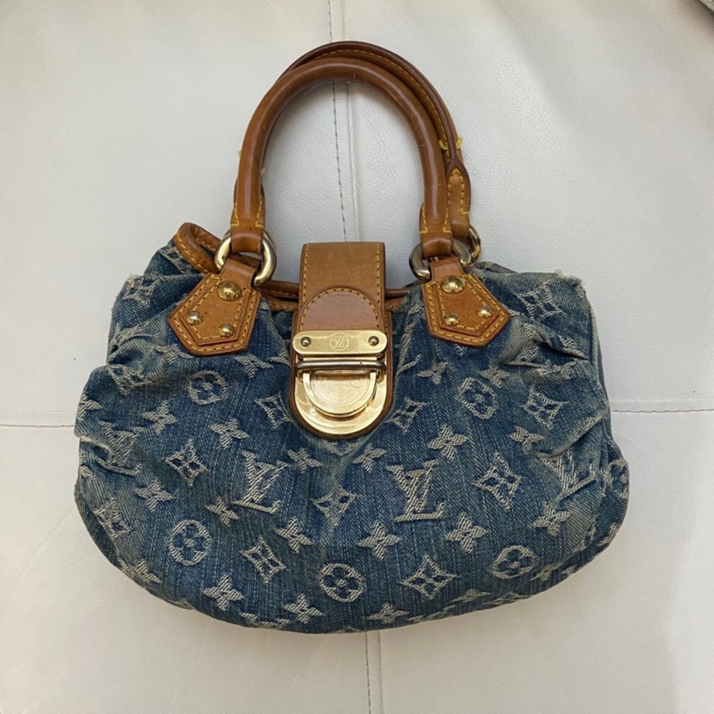 Louis Vuitton (price is firm)